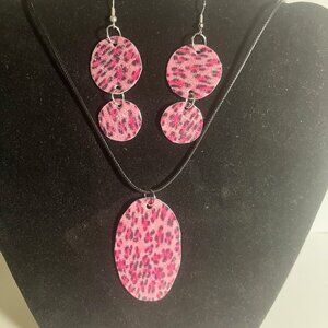 The Artisan's Touch hand crafted jewelry